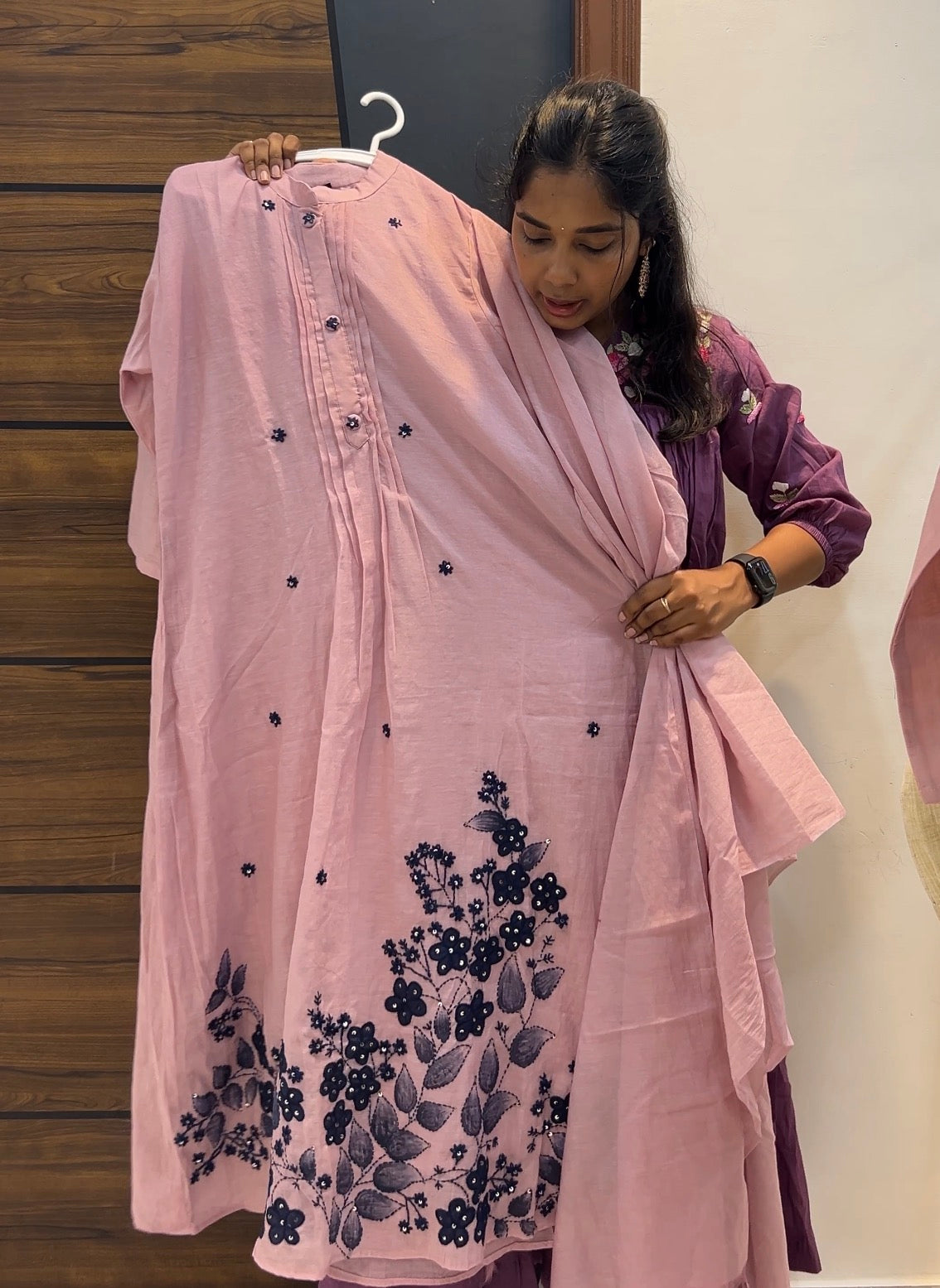 Mul Chanderi Brush Paint & Embroidered Three-Piece Kurta Set