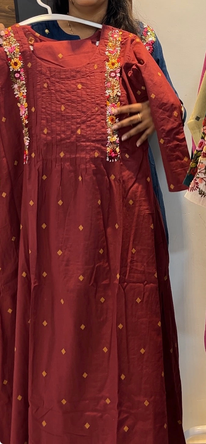 Pure Handloom Cotton Embroidered Two-Piece Kurta Set