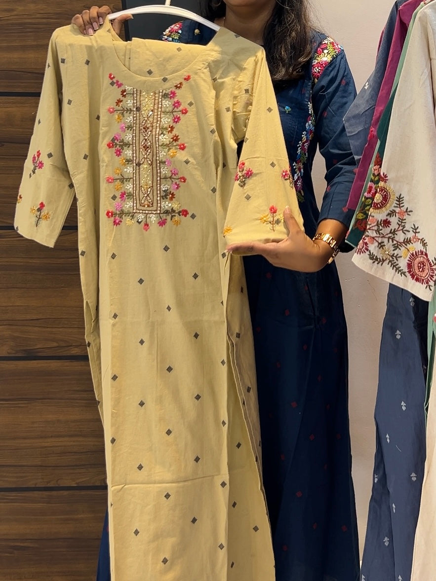 Pure Handloom Cotton Jamdani Woven Embroidered Two-Piece Kurti Set