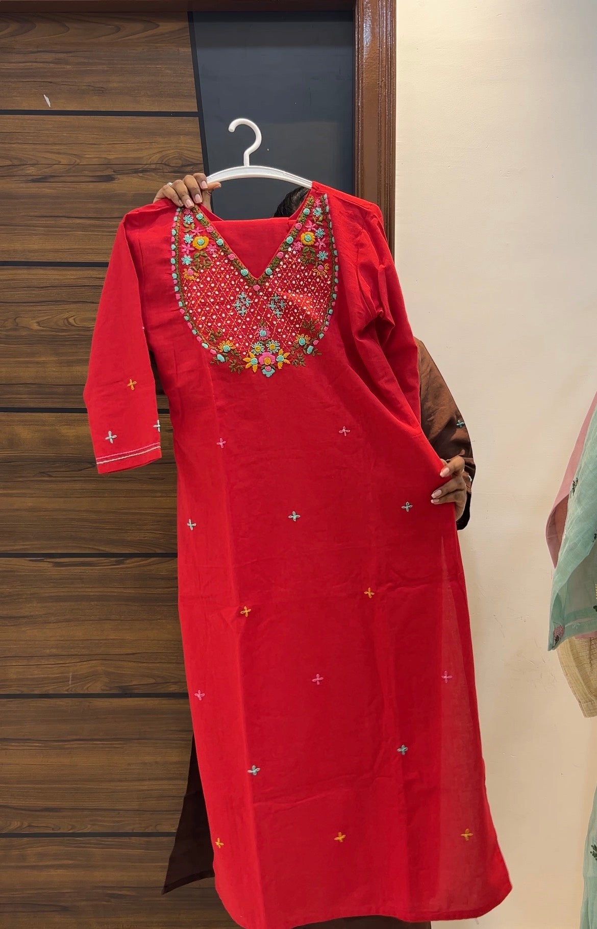 Elegant Embroidered Two-Piece Kurta Set